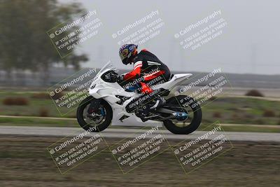 media/Nov-29-2025-TrackDaz (Sat) [[10ae2d9bce]]/A Group/Session 4 (Wheelie Bump)/